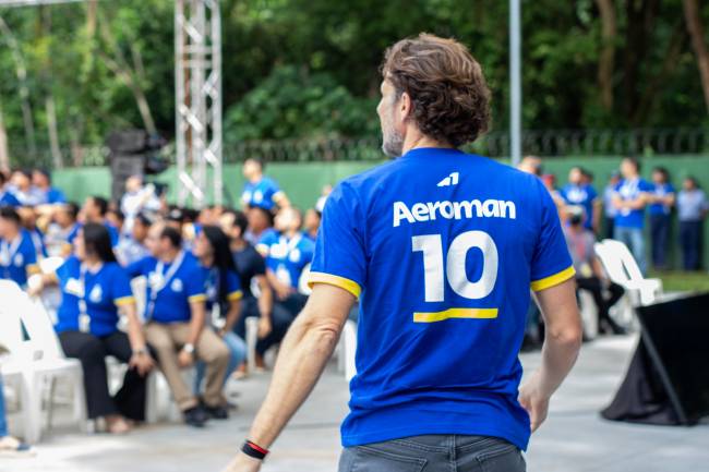 Diego Forlan palpitó la Copa del Mundo en Aeroman