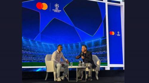 Cafú sorprendió a los fanáticos de Costa Rica