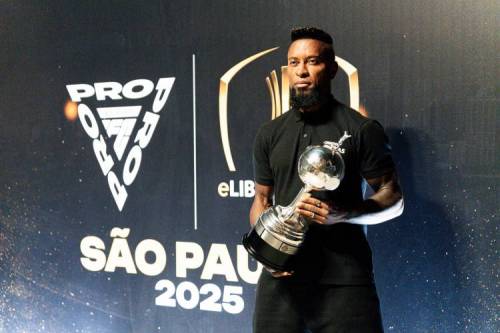 Ze Roberto participó de la final de la eLibertadores