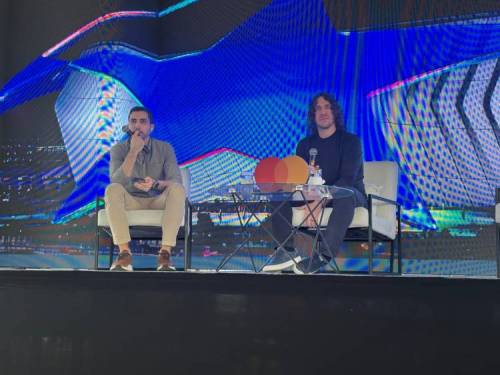 Carles Puyol participó de un meet & greet con Mastercard en Guatemala