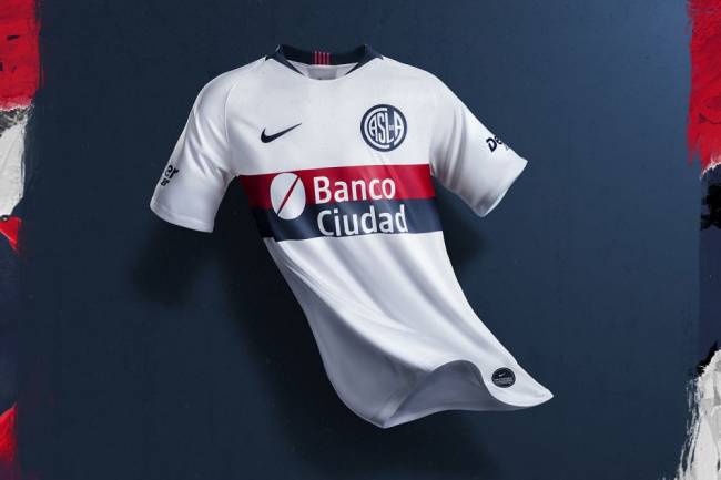 Nike presenta la nueva camiseta suplente de San Lorenzo