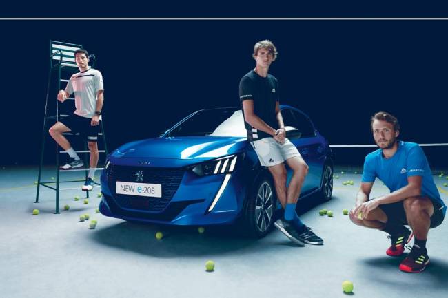 Alexander Zverev presents the new Peugeot model