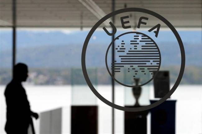 UEFA lanza un proyecto de asesoramiento financiero para futbolistas profesionales