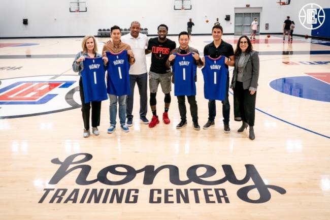 Los Angeles Clippers vende el nombre del centro de entrenamiento