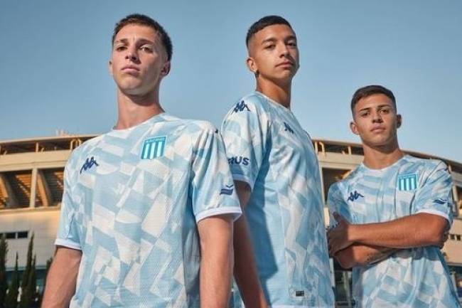 Racing presenta su nueva tercera camiseta de la mano de Kappa