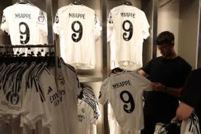 El furor por las camisetas de Kylian Mbappé en Real Madrid