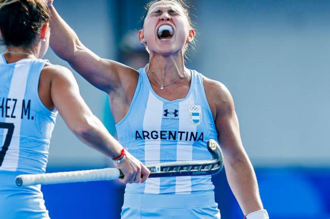 Under Armour gana su primera medalla con Argentina