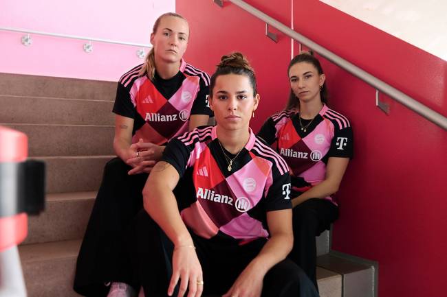 El equipo femenino de FC Bayern y Adidas lanzaron una camiseta de edición especial