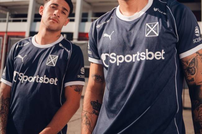 Puma presents Independiente’s new jersey