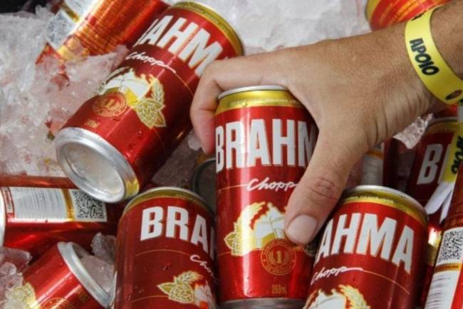 Brahma promete cerveza gratis si Brasil gana el Mundial