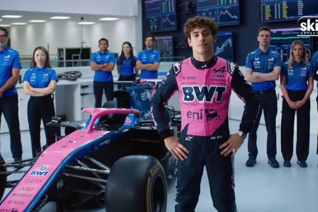 Franco Colapinto protagoniza la nueva campaña de Skip