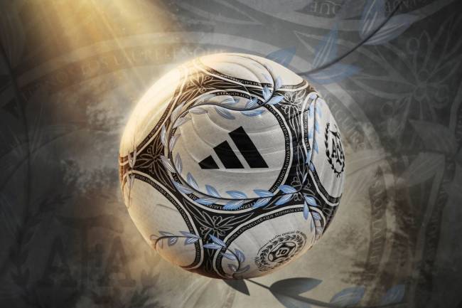 Adidas presentó una pelota especial de cara al Superclásico