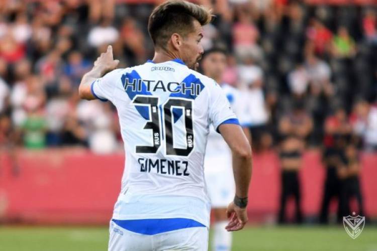 Río Uruguay Seguros debuted in Vélez Sarsfield numbers