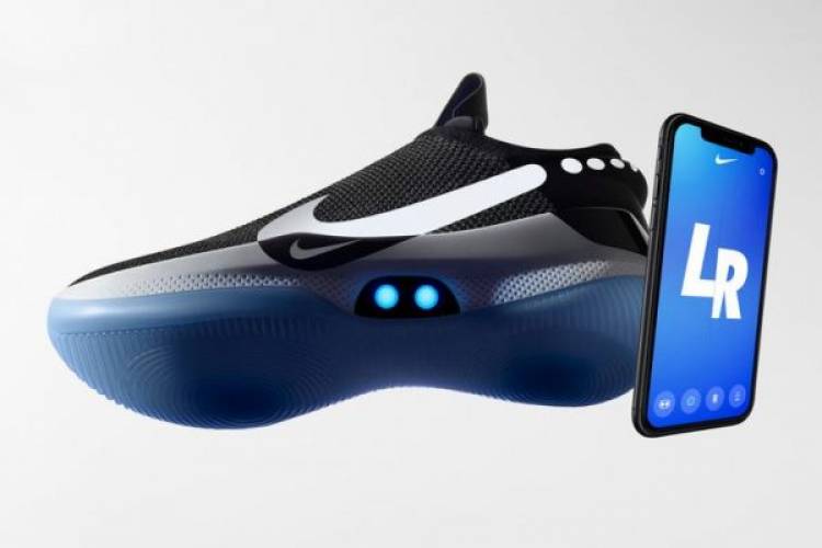 Nike revolutionizes the smart shoe market