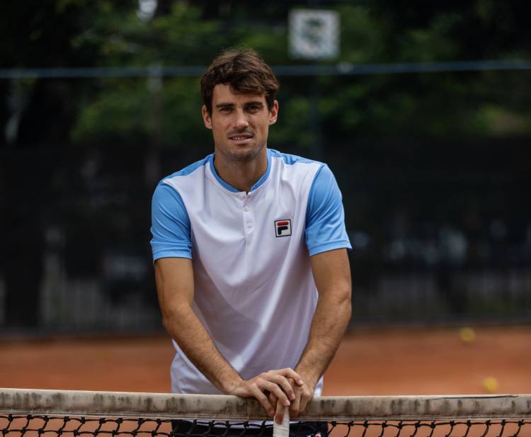 Fila suma a Guido Pella como nuevo embajador