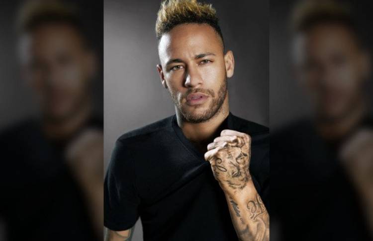 Neymar Jr. y Diesel Fragrances lanzan el perfume del brasileño