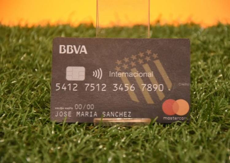 BBVA Francés launched the credit card of Peñarol