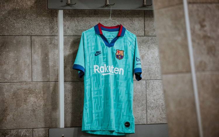 FC Barcelona presenta su tercera camiseta