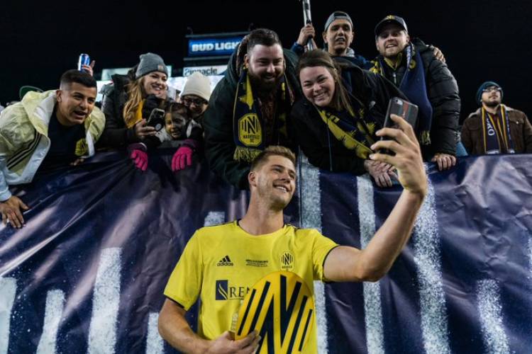 Nashville SC diseña un curioso regalo para el Man of The Match