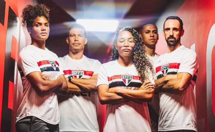 Adidas presentó la nueva camiseta de Sao Paulo en honor a sus 90 años