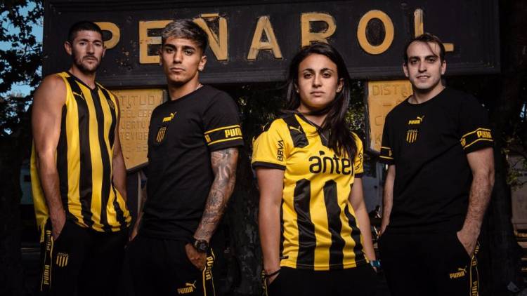 Puma presenta la nueva camiseta de Peñarol