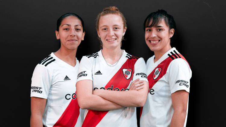 Assist Card presente en la camiseta de River Plate