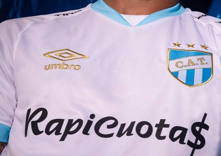 Umbro presenta la nueva Camiseta Oficial 3 del Club Atlético Tucumán