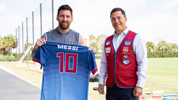 Messi firma una alianza con Lowe's