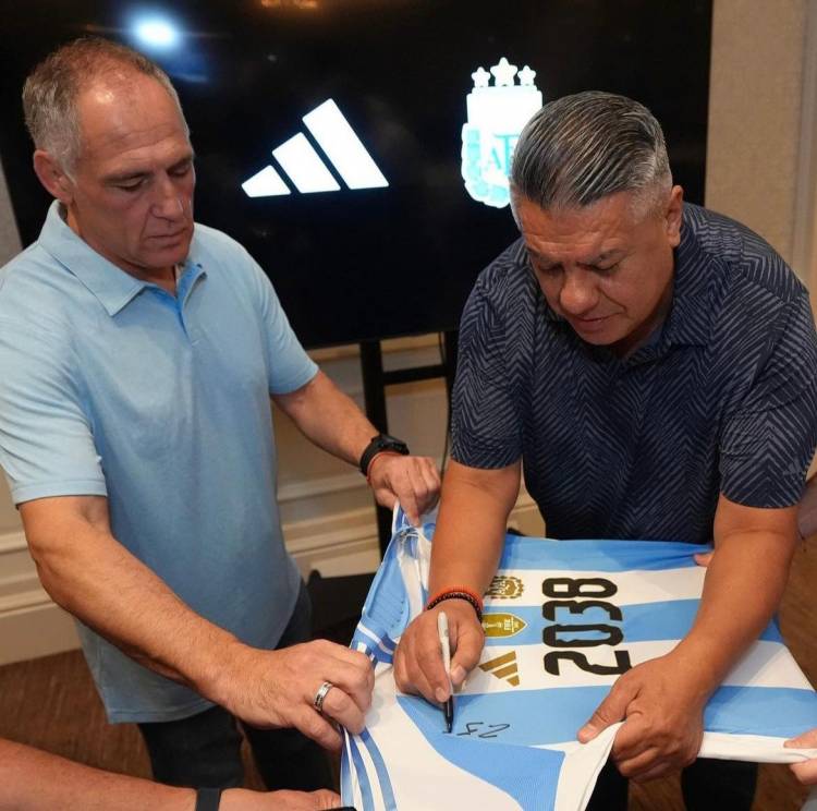 Adidas y AFA anunciaron la continuidad de su alianza