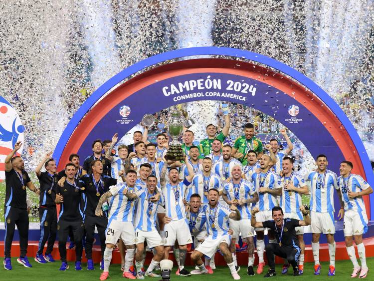 The Million-Dollar Prize Won by the Argentine National Team After Winning the CONMEBOL Copa América