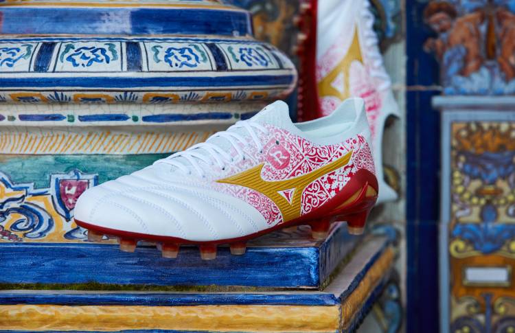 Mizuno rinde homenaje a la trayectoria de Sergio Ramos