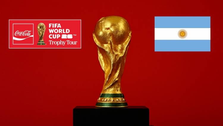 The World Cup Trophy arrives in Argentina with Coca-Cola