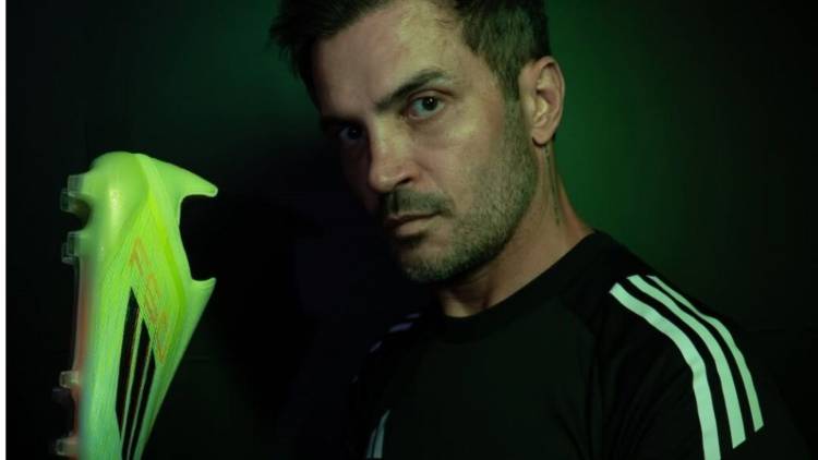 Adidas fichó al rey del futsal