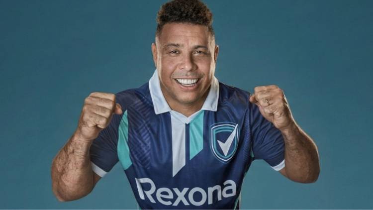 Ronaldo Nazário se convirtió en embajador de Rexona