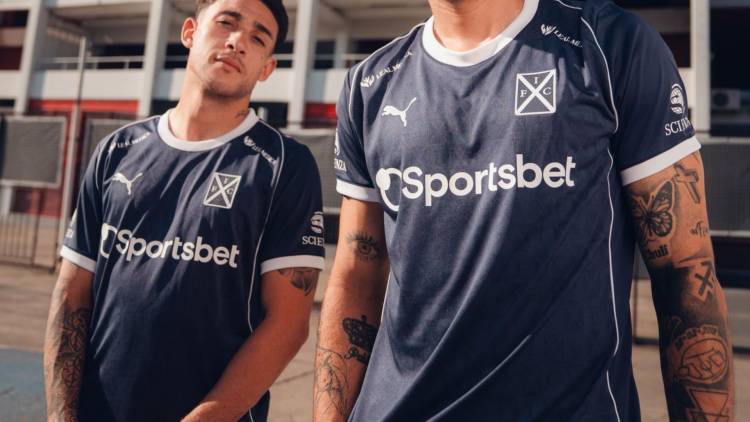 Puma presents Independiente’s new jersey