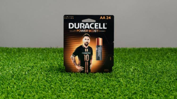 Duracell presentó pilas personalizadas de Lionel Messi