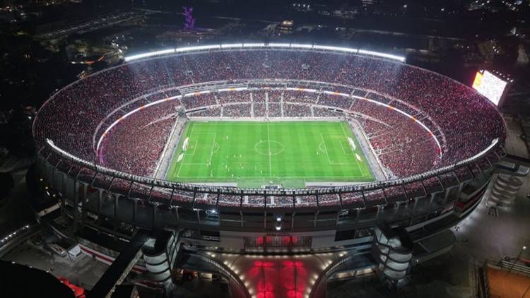 ¿Qué pasará con el naming sponsor del Estadio Monumental?
